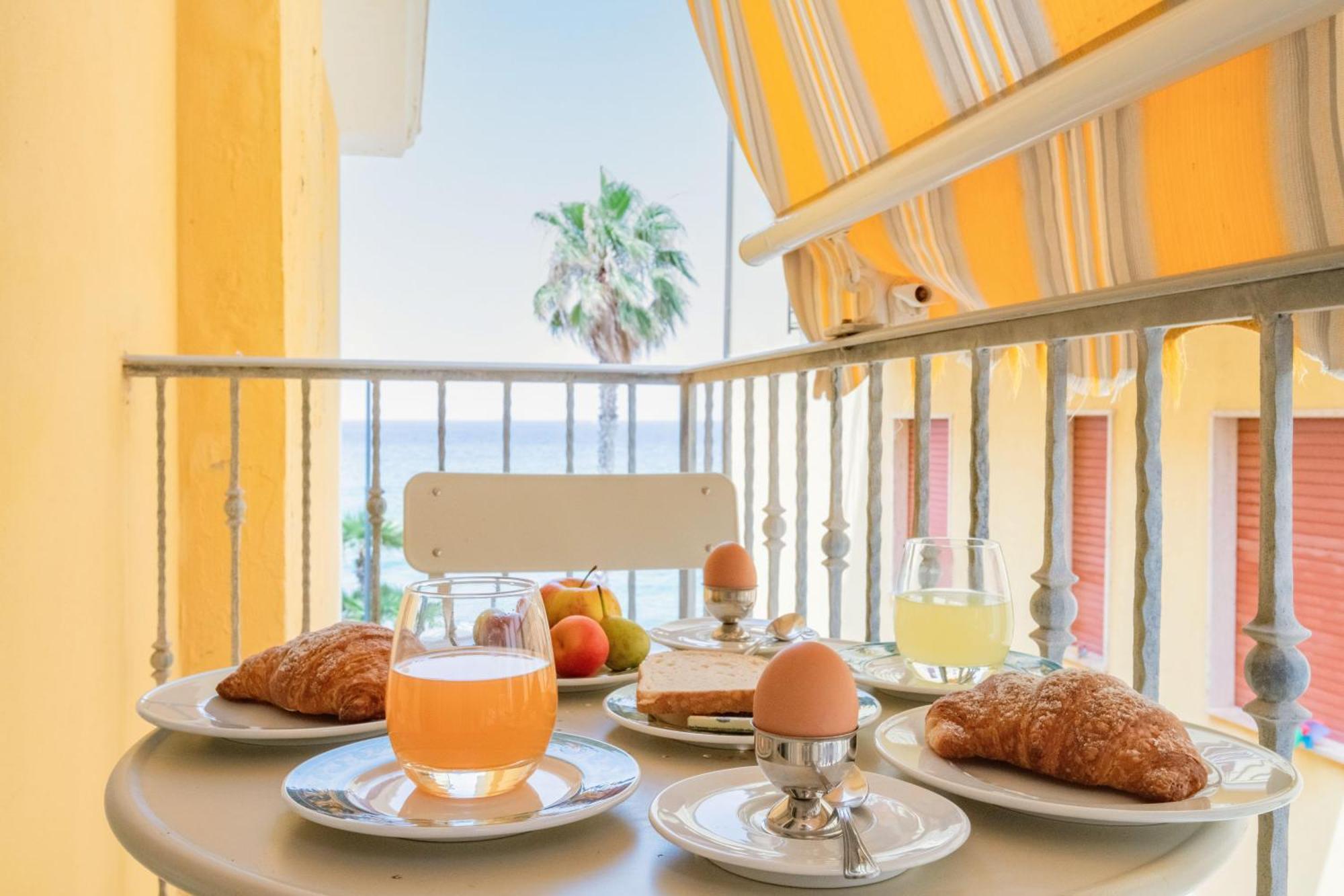 Hotel Villa Sirio サンタ・マリア・ディ・カステッラバーテ エクステリア 写真