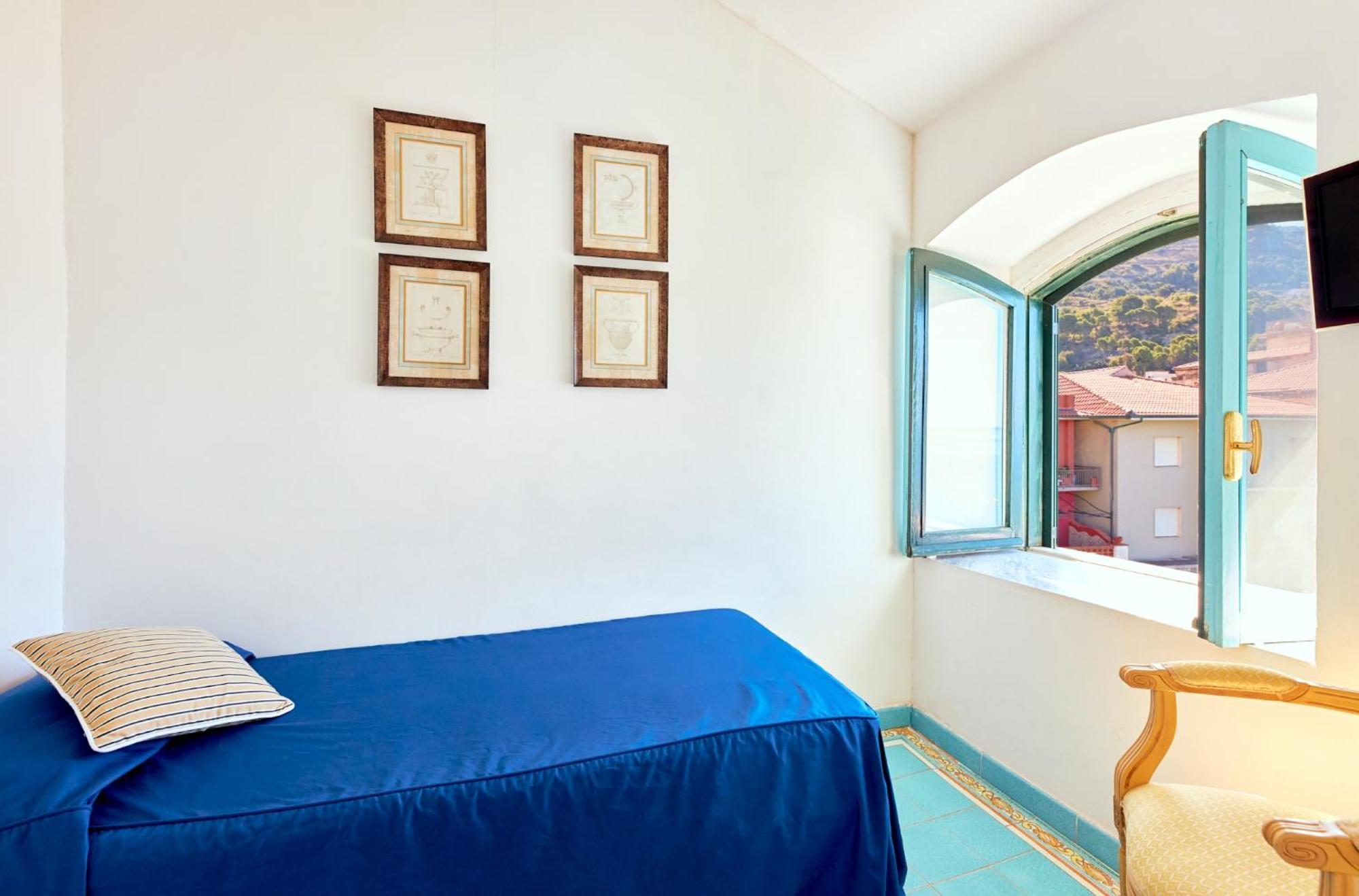 Hotel Villa Sirio サンタ・マリア・ディ・カステッラバーテ エクステリア 写真